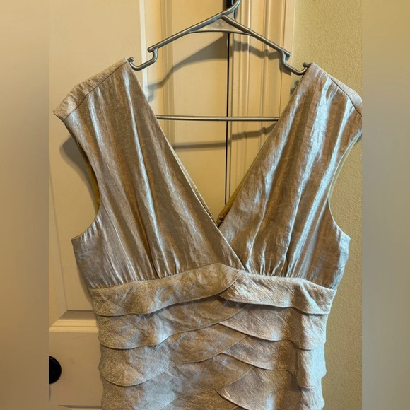 London Times Gold Scalloped Tiered Dress Sz 12 - Picture 2 of 9